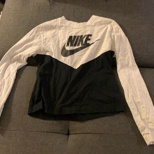 Black and White NIKE long sleeve shirt